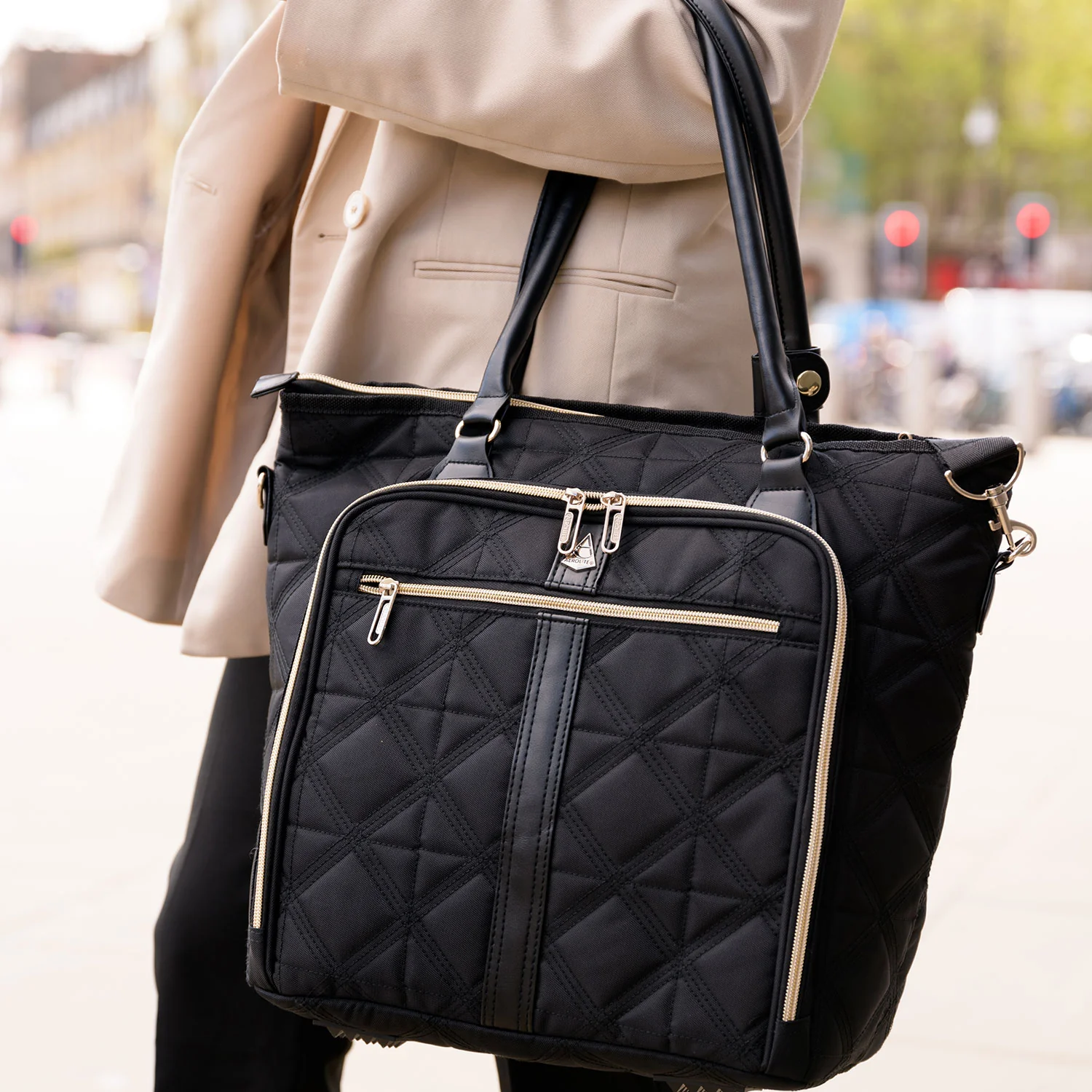 Aerolite 16.5” Quilted Ladies Laptop Bag – Elegant Travel Tote, Carry-On Hand Luggage, 45x36x20cm, Padded Shoulder Strap, 10-Year Warranty - Image 6