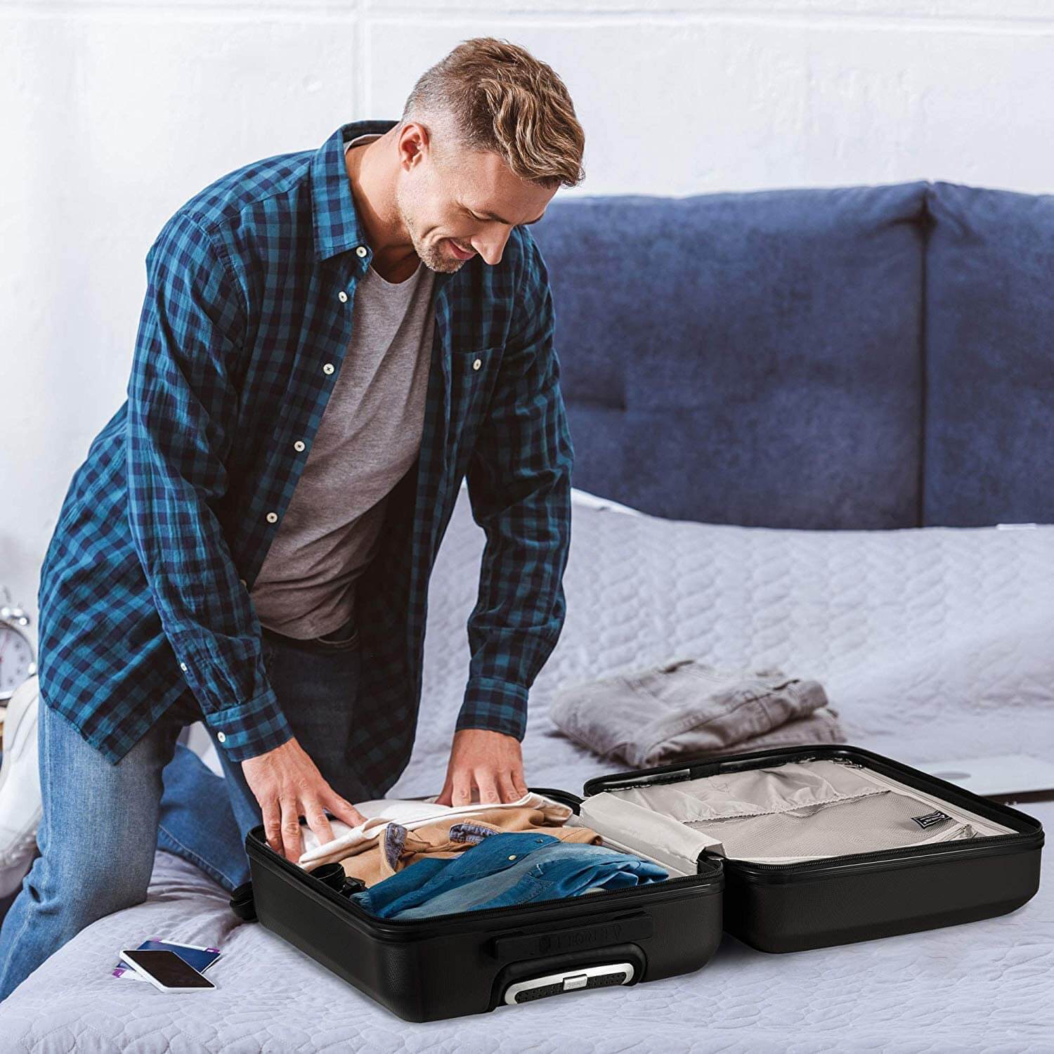 Aerolite Lightweight ABS Hard Shell Travel Hold Check in Luggage Suitcase 4 Wheels, Black - Image 17